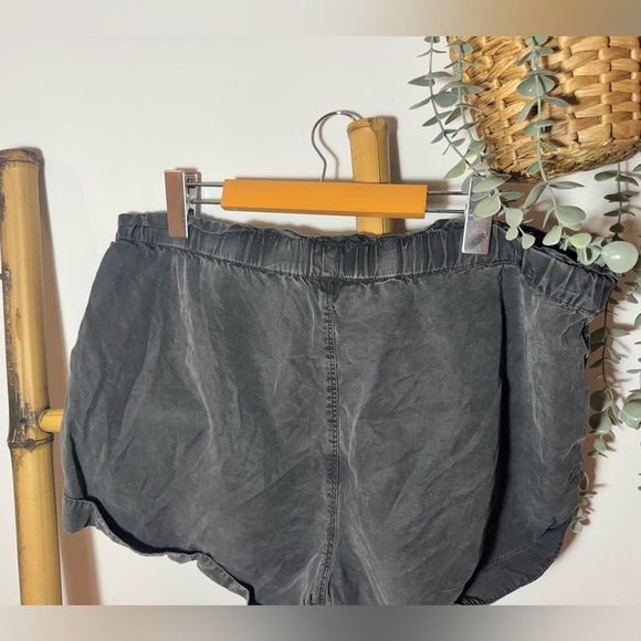 (3 For $20) Aerie Shorts - Size M - Picture 2 of 5